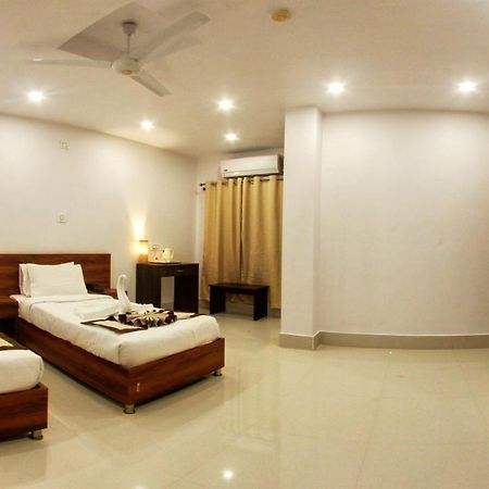 Kp Residency Mangaldai ภายนอก รูปภาพ